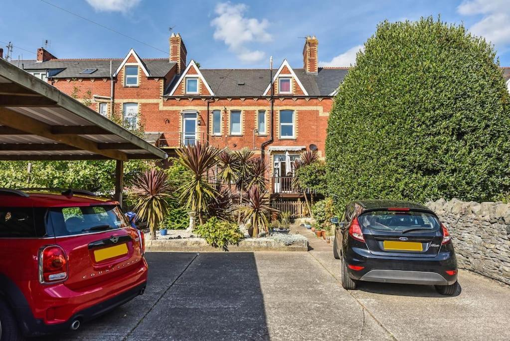 Traditional 3-Bed Property In Pontcanna With Parking Cardiff Exterior foto